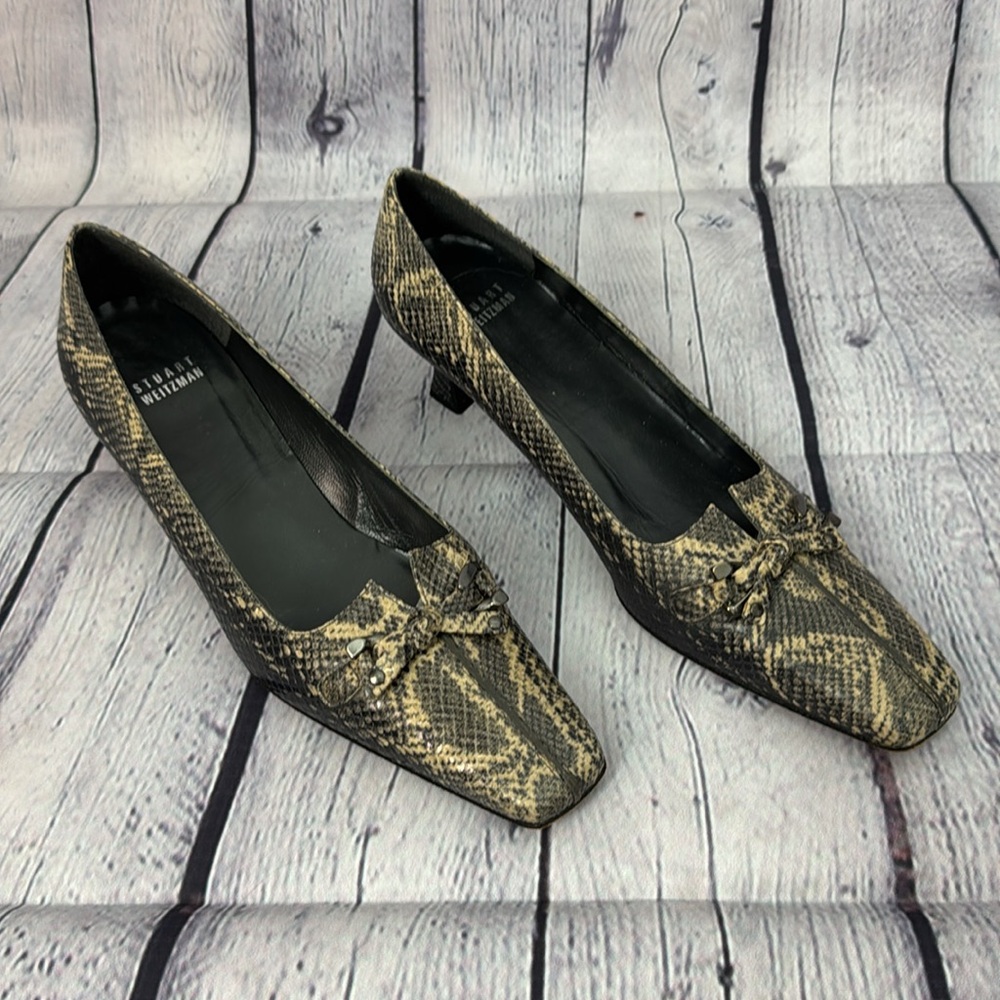Stuart Weitzman Snakeskin Pumps 9 1/2 N